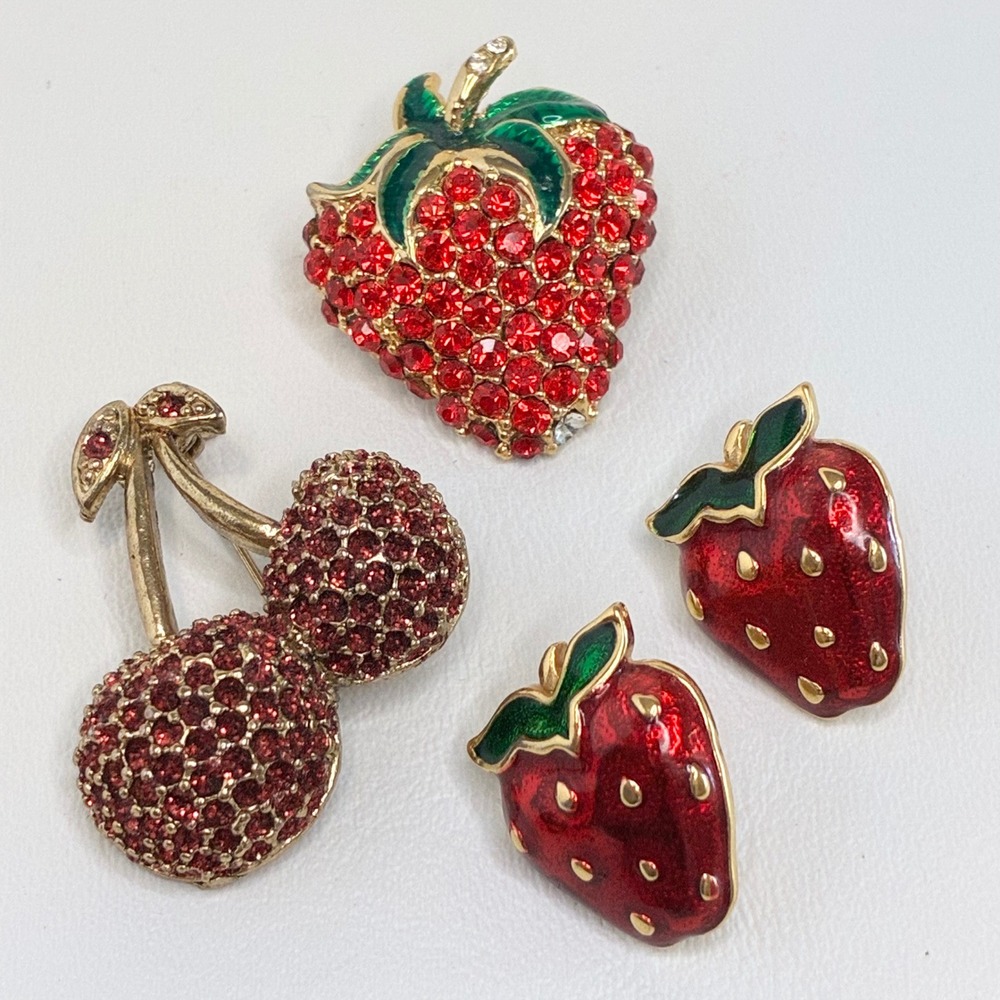 Vintage Strawberry Cherry Brooch Avon Earrings Rhinestone Fruit Jewelry Set Lot